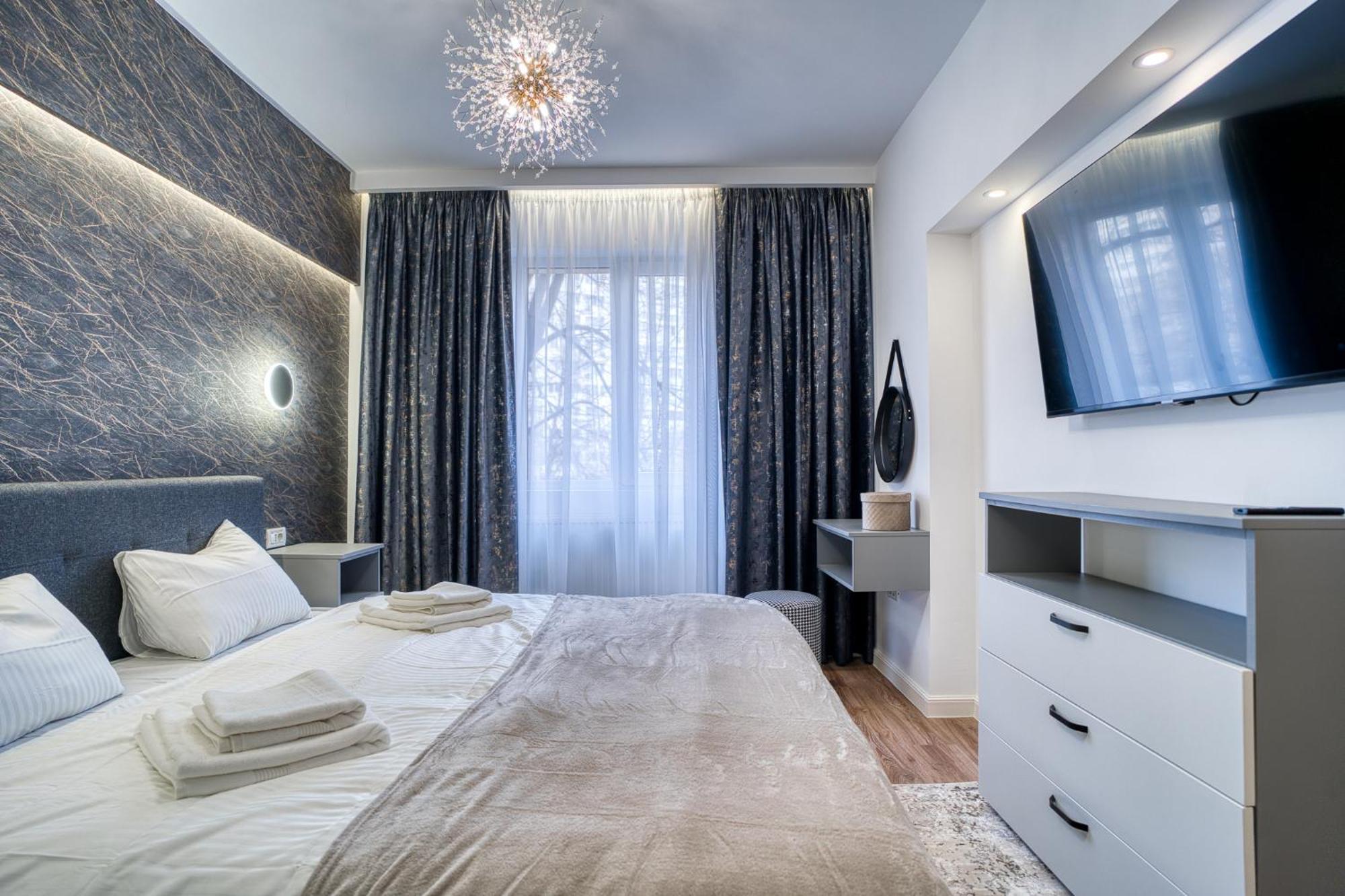City Chic Retreat: Newly Renovated 1Br Apartment Bucharest Exterior photo